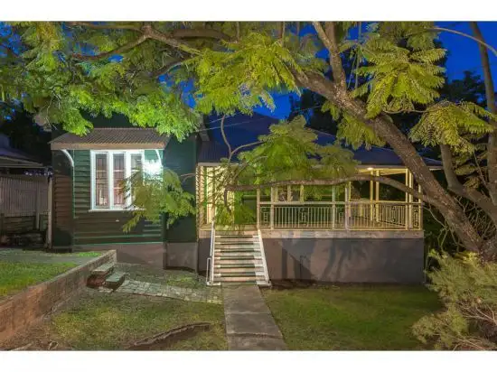 129 Stanley Terrace, Taringa QLD 4068