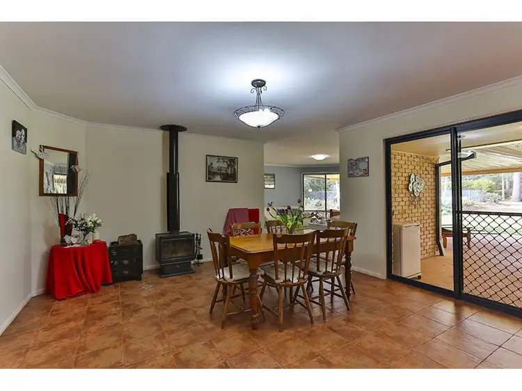 Fifth view of Homely house listing, 2 Greenway Court, Highfields QLD 4352