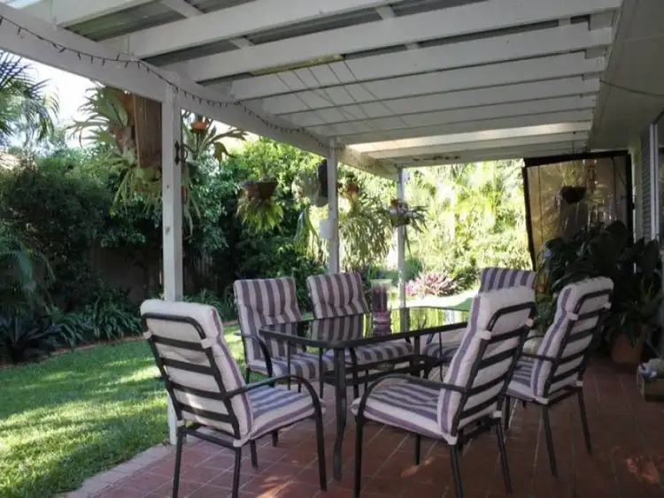 657 Nicklin Way, Wurtulla QLD 4575