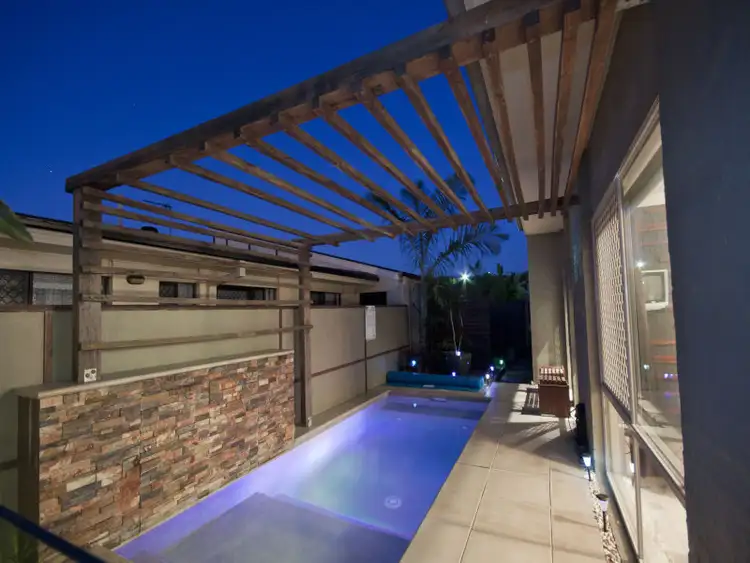 19 TENNANT STREET, Pacific Pines QLD 4211