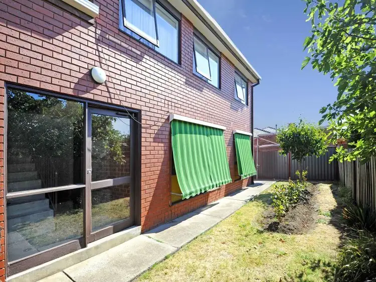 3/9 Ross Street, Coburg VIC 3058