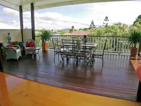 19 Pelham Street, Coorparoo QLD 4151