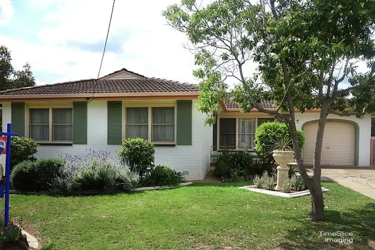 7 Fraser Street, Wagga Wagga NSW 2650