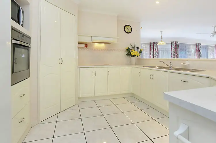 Sixth view of Homely house listing, 17 Marlborough Pl, Carindale QLD 4152