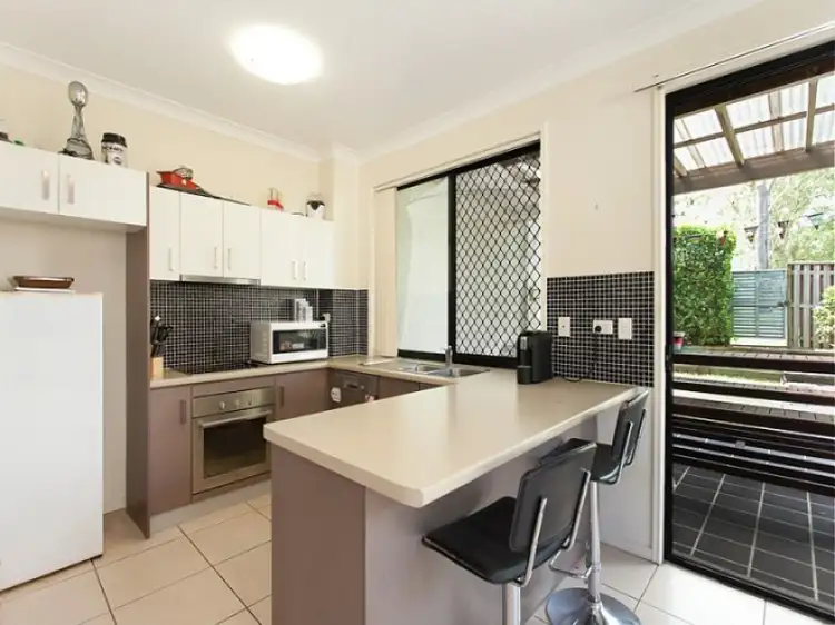 4/33 Quarry Road, Sherwood QLD 4075