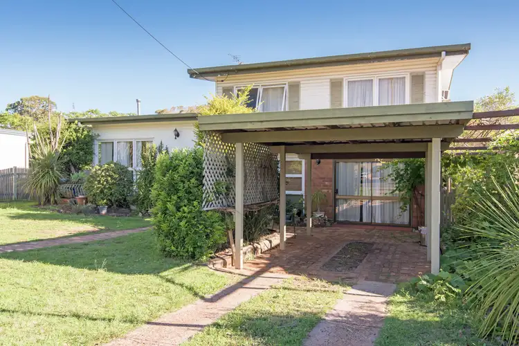 6 Coates Street, Kearneys Spring QLD 4350