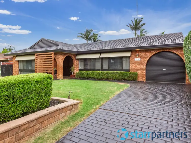 15 Barossa Close, St Clair NSW 2759