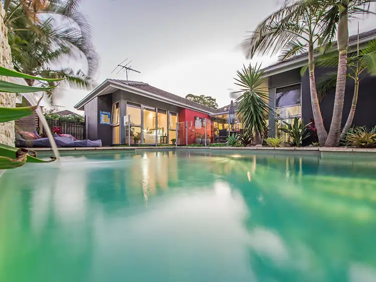 83 Mossvale Drive, Wakerley QLD 4154