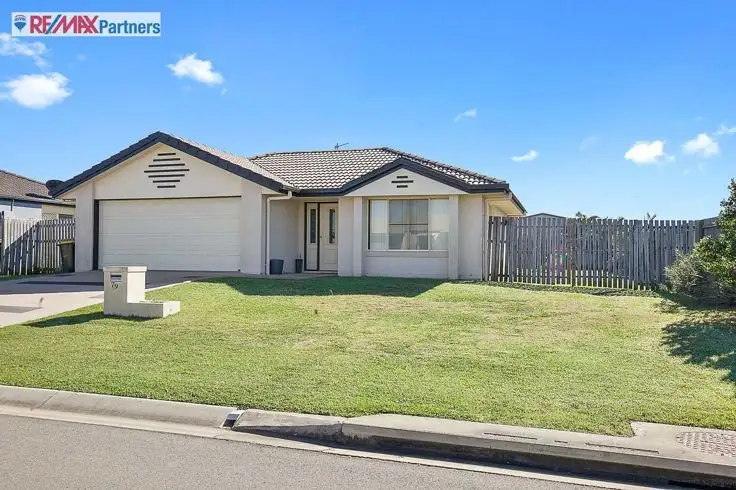 79 Endeavour Way, Eli Waters QLD 4655