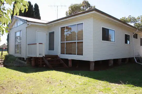 1 Perrin Rd, Cambooya QLD 4358