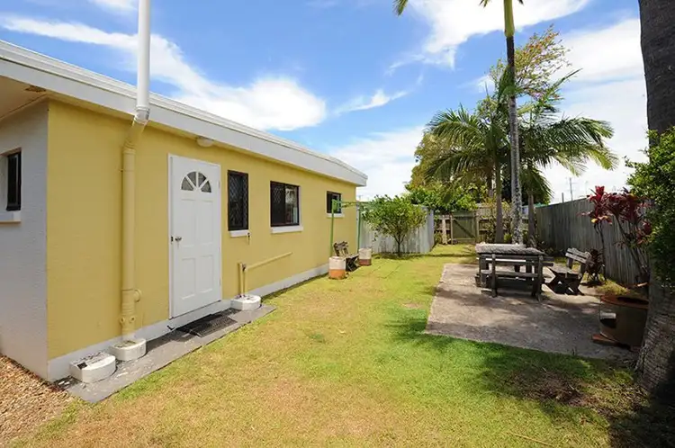 Seventh view of Homely unit listing, 2/28 Balyata Street, Warana QLD 4575