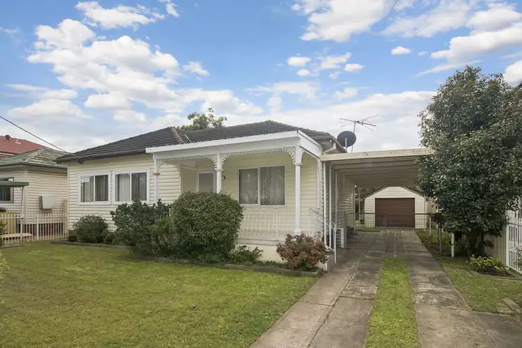 15 Dan Cres, Lansvale NSW 2166