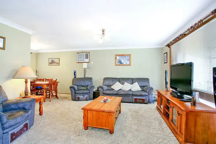 Fifth view of Homely house listing, 2 Whitbeck Place, Cranebrook NSW 2749