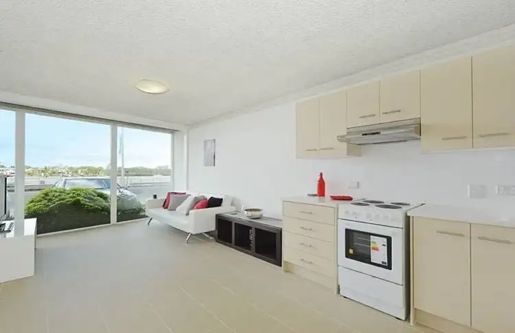 3/256 Kingsford Smith Drive, Hamilton QLD 4007