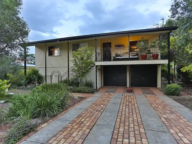 6 Tomkys Street, Rockville QLD 4350