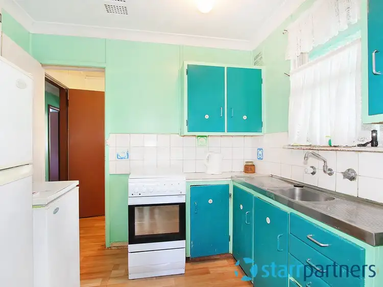 Fifth view of Homely house listing, 6 Samoa Place, Lethbridge Park NSW 2770