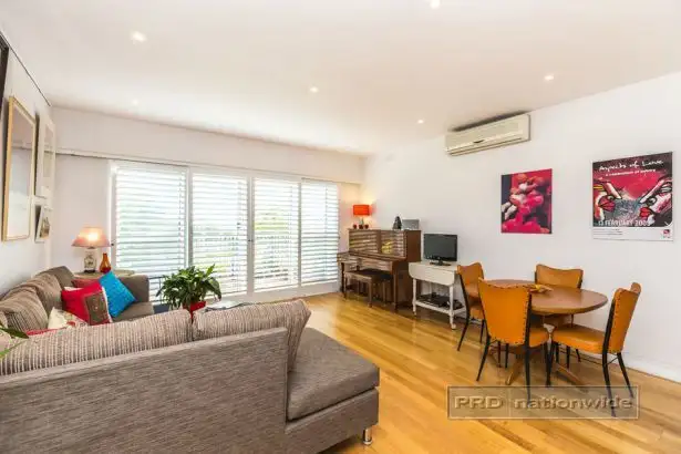 Fourth view of Homely house listing, 2/10 Hillview Crescent, The Hill NSW 2300