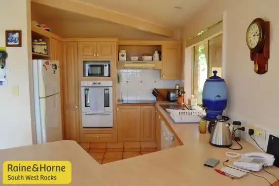 Fifth view of Homely house listing, 3 Salmon Circuit, South West Rocks NSW 2431