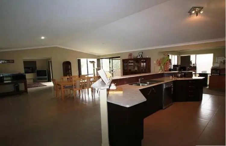 60 Harmsworth Rd, Pacific Pines QLD 4211