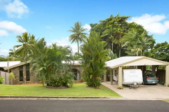 13-15 Megan Street, Freshwater QLD 4870