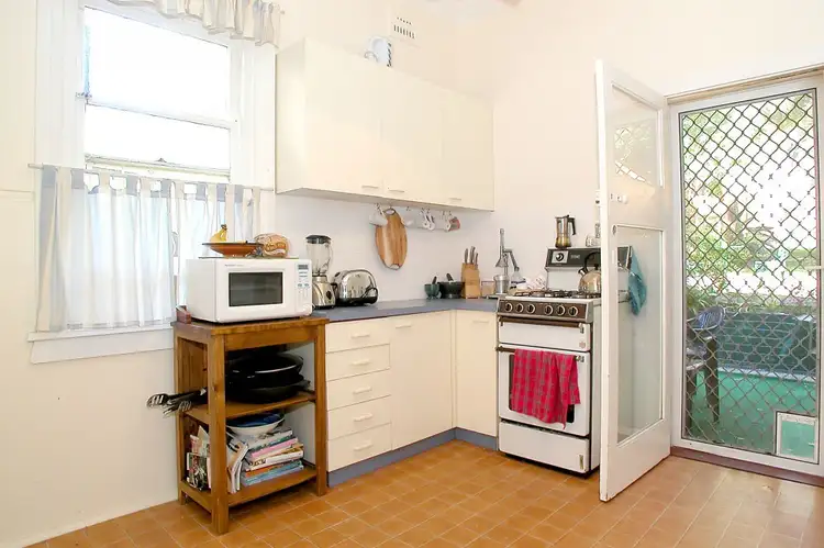 Sixth view of Homely apartment listing, 1/15 Cove Avenue, Manly NSW 2095