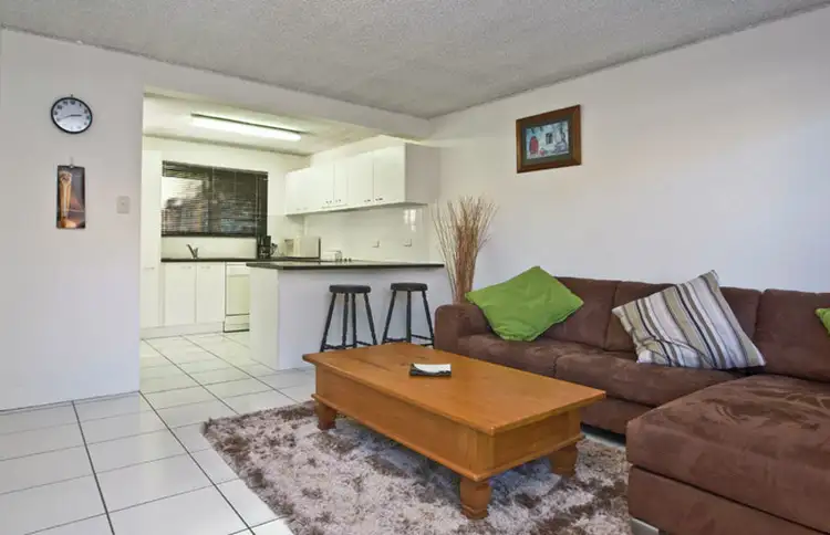 1/32 Broadwater Avenue, Maroochydore QLD 4558