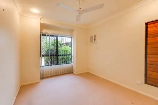 Fourth view of Homely villa listing, 4/5 Hedley Close, Redlynch QLD 4870