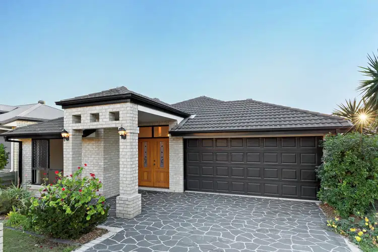 27 Coventina Crescent, Springfield Lakes QLD 4300