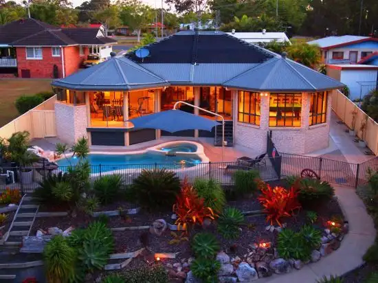 388 Torquay Tce, Torquay QLD 4655