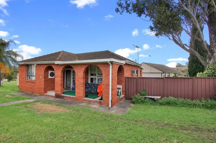 Fifth view of Homely house listing, 30 Dawn Drive, Seven Hills NSW 2147