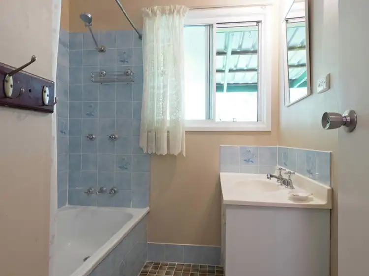 Sixth view of Homely house listing, 25 Sherwood Crescent, Daisy Hill QLD 4127