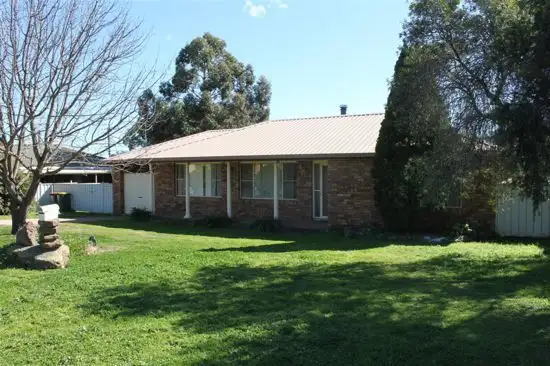 4 Wareemba St, Scone NSW 2337