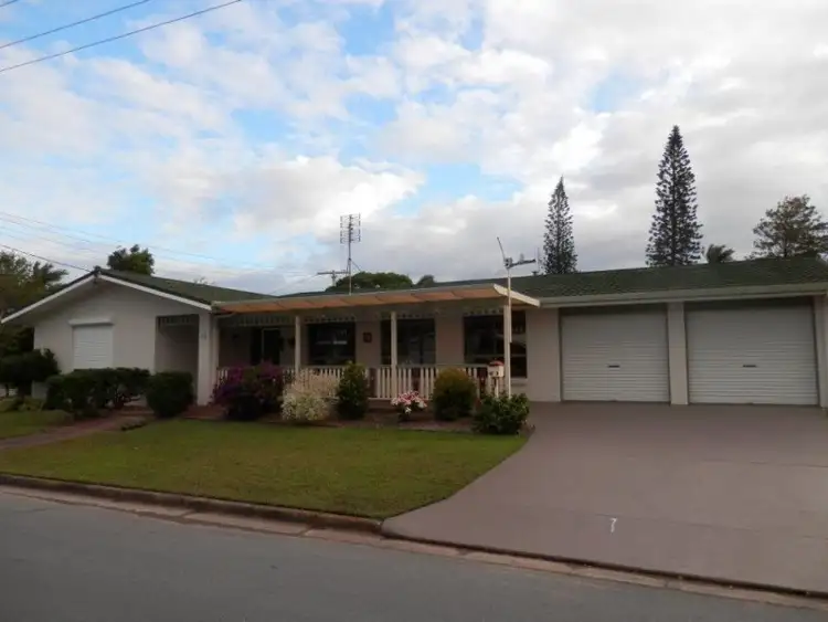 13 Bilyara Crescent, Wurtulla QLD 4575