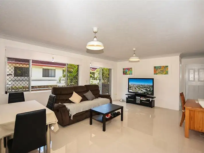 4/19 Huth Street, Labrador QLD 4215