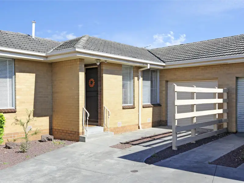 Main view of Homely villa listing, 2/3 Raeburn Street, Pascoe Vale VIC 3044