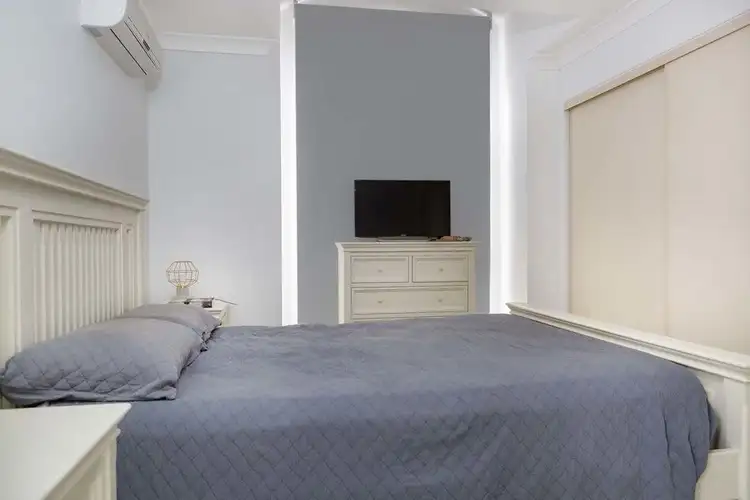 Sixth view of Homely house listing, 1 Platypus Close, Riverhills QLD 4074