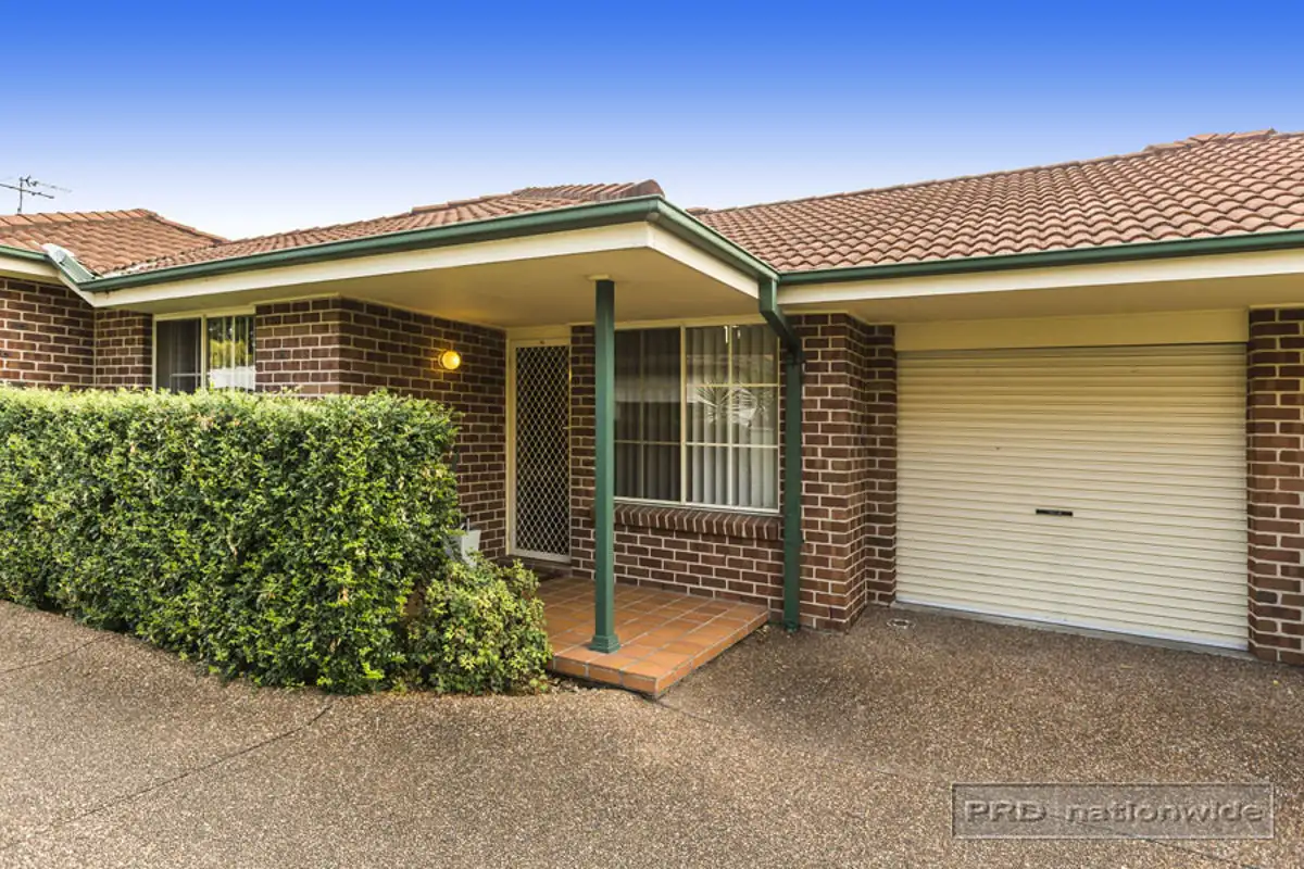 Main view of Homely house listing, 2/4 Veda Street, Hamilton NSW 2303