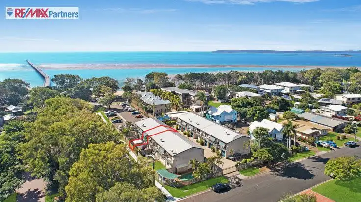 5/4 Pilot Street, Urangan QLD 4655