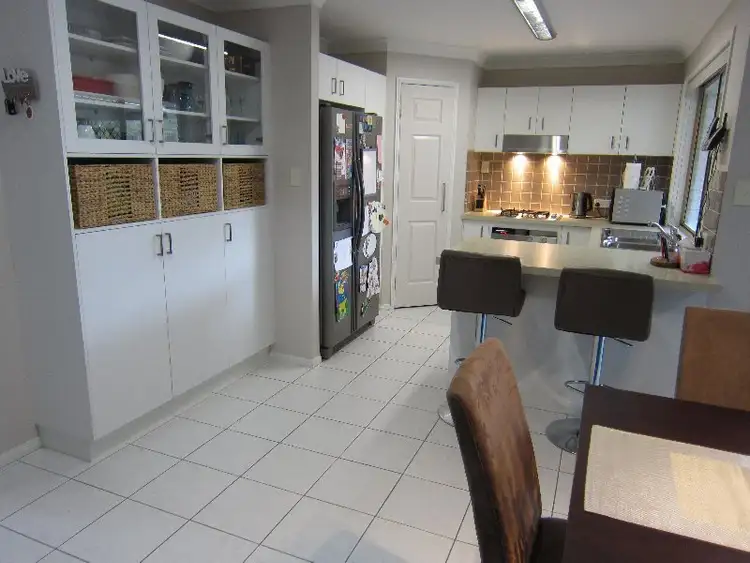 Seventh view of Homely house listing, 2 Falcon Court, Flinders View QLD 4305