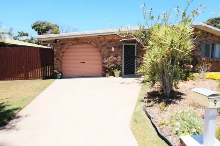 9 Kuruman Street, Scarness QLD 4655
