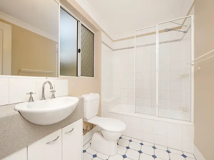 Fifth view of Homely unit listing, 9/32 Cadell St, Toowong QLD 4066