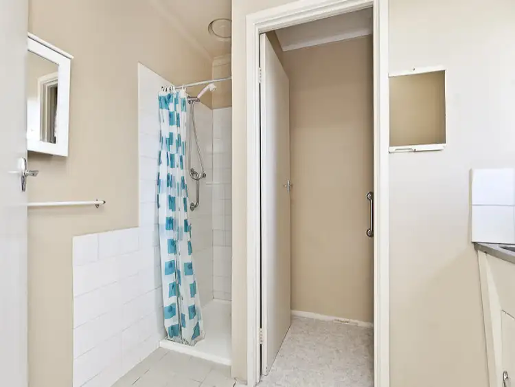 Sixth view of Homely unit listing, 5 Windsor Street, Hallam VIC 3803