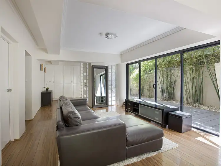Third view of Homely apartment listing, 2/23 Moore Street, Coogee NSW 2034