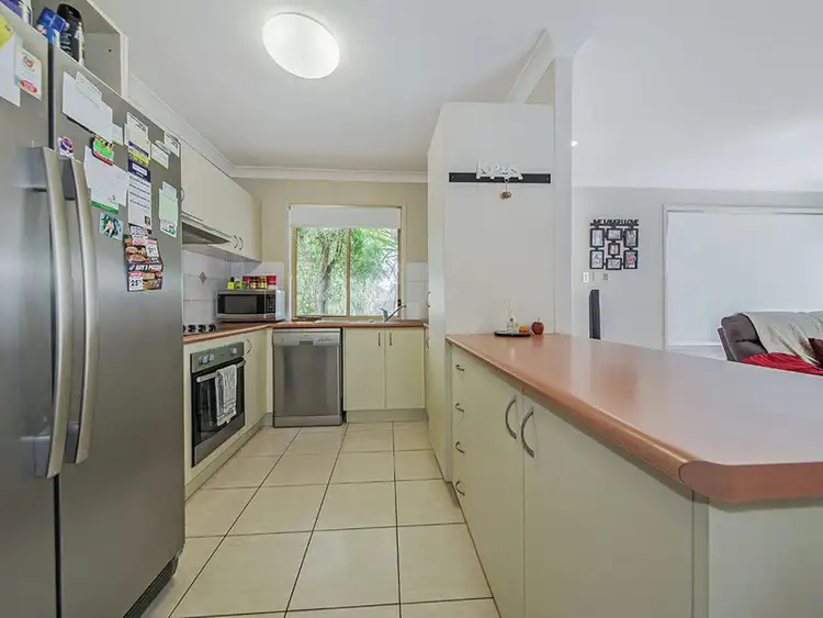 Third view of Homely house listing, 6 Jacqueline Place, Wynnum West QLD 4178
