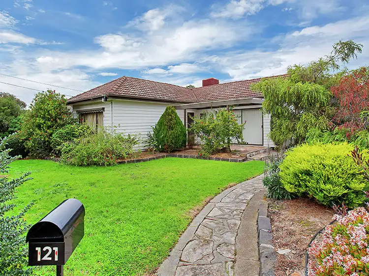 121 Middle Street, Hadfield VIC 3046