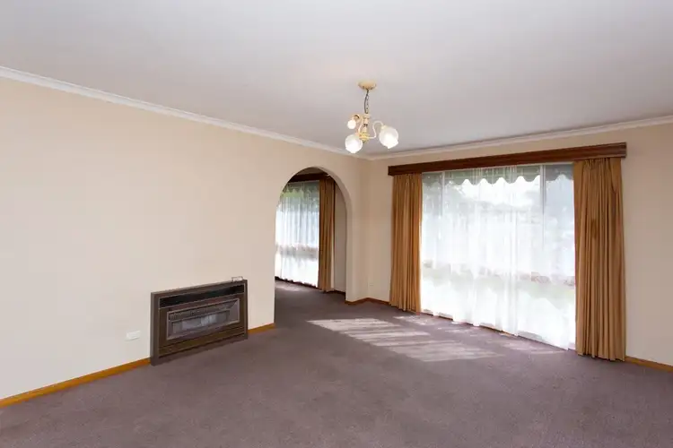 Second view of Homely house listing, 3 Cleveland Court, Alfredton VIC 3350