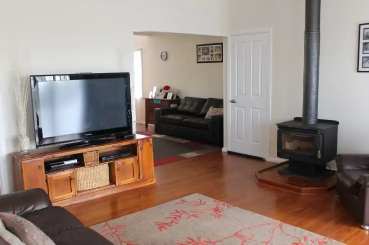 Third view of Homely house listing, 6. Laurence Avenue, Armidale NSW 2350