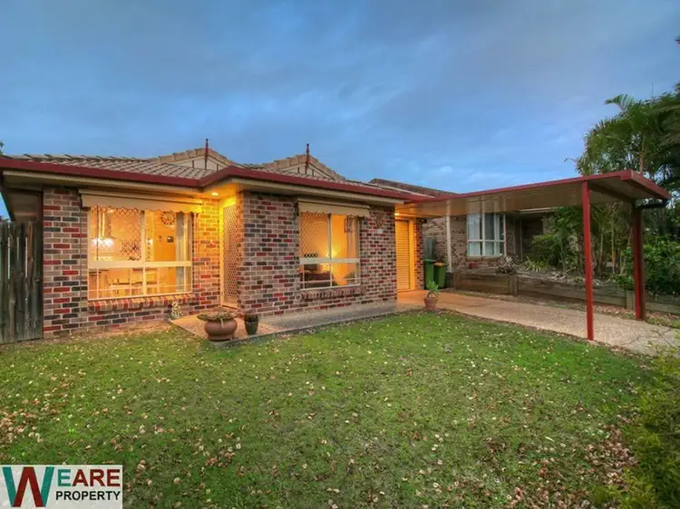 27 Noosa Crt, Hillcrest QLD 4118