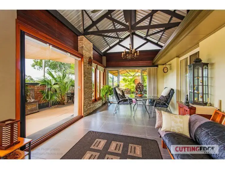 2 MOLOKAI CRES, Pacific Pines QLD 4211