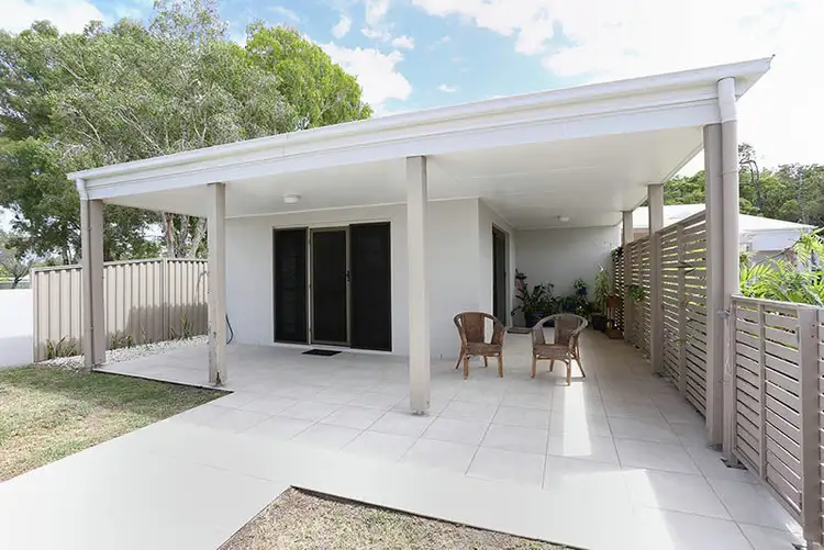 Second view of Homely unit listing, 1/73 Lachlan Crescent, Sandstone Point QLD 4511